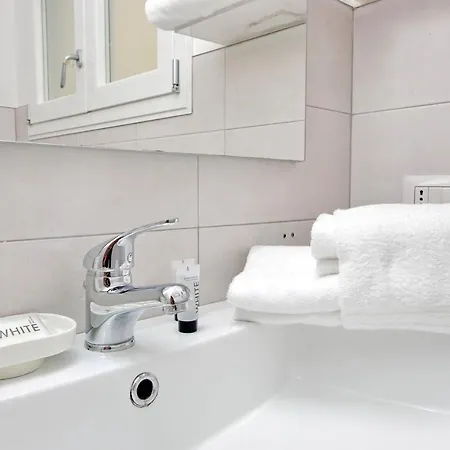 Ych-confortevole Vicino Ponte Milvio Apartament *